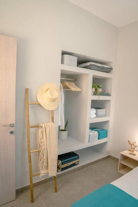 Вилла Sophia'S Coastal Retreat Коринос Экстерьер фото