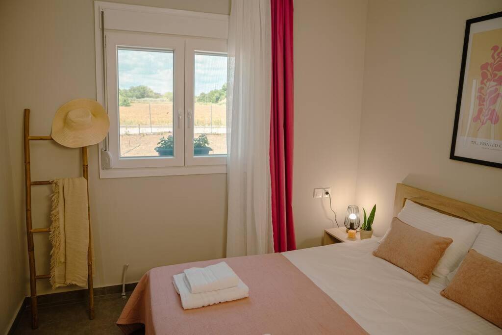 Вилла Sophia'S Coastal Retreat Коринос Экстерьер фото