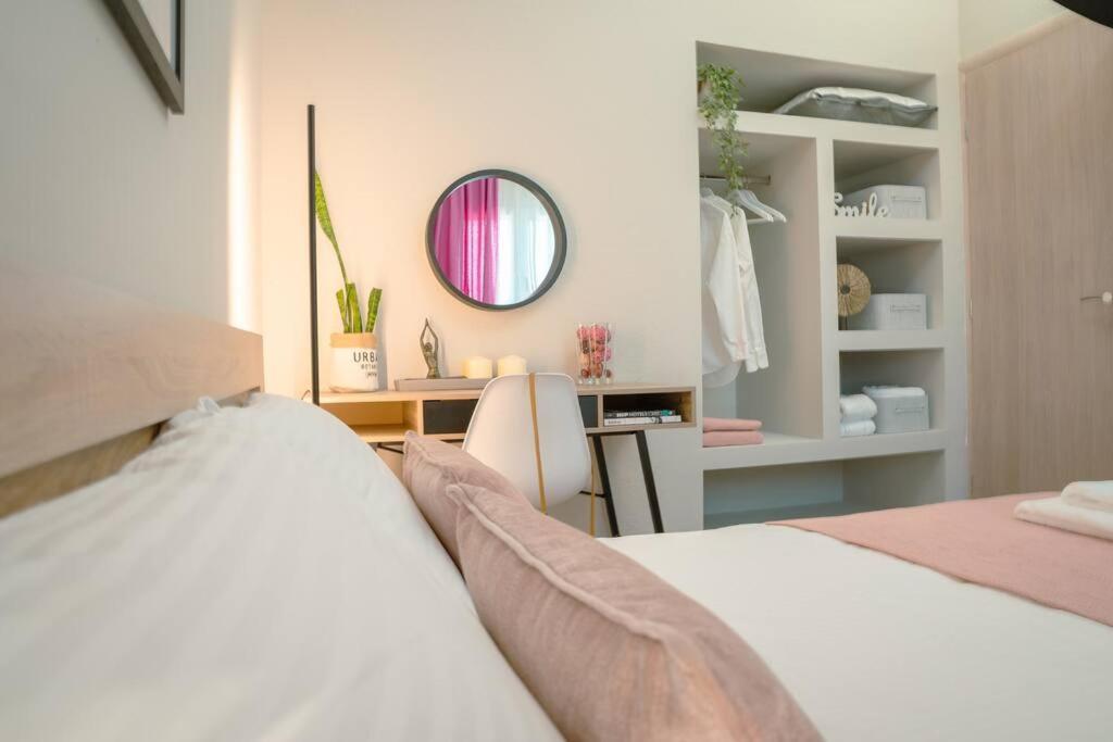 Вилла Sophia'S Coastal Retreat Коринос Экстерьер фото