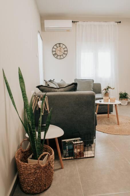 Вилла Sophia'S Coastal Retreat Коринос Экстерьер фото
